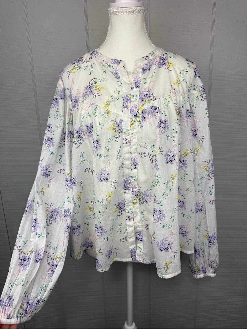 NWT Scoop White Floral Cotton Peasant Boho Cottage Blouse Button Up Long Sleeve